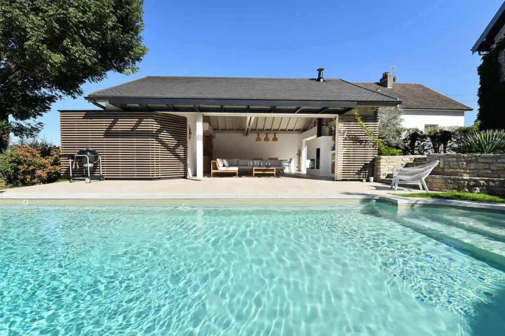 KGA ARCHITECTURE Tranformation Pool House 1