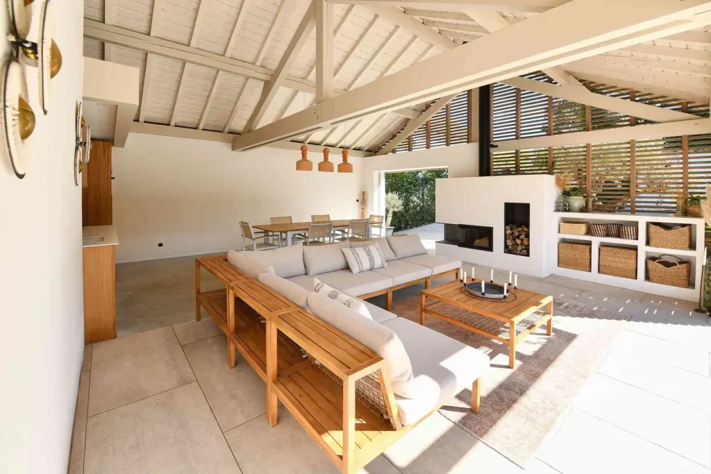 KGA ARCHITECTURE Tranformation Pool House 5
